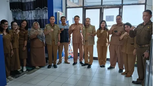 SPMB Dibuka, Sekdisdikprov Kalteng Sidak ke SMA Negeri 5 Palangka Raya